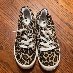 Womens Leopard print shoes